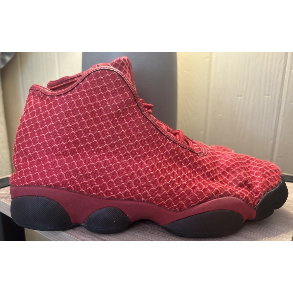 Nike Boys Air Jordan Horizon 823583-600 Red Basketball Shoes Sneakers Size 6.5Y